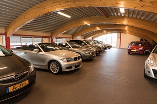 AutoFirst Hoogsteder