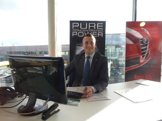 Autowinkel Alphen
