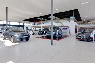Autowinkel Waddinxveen