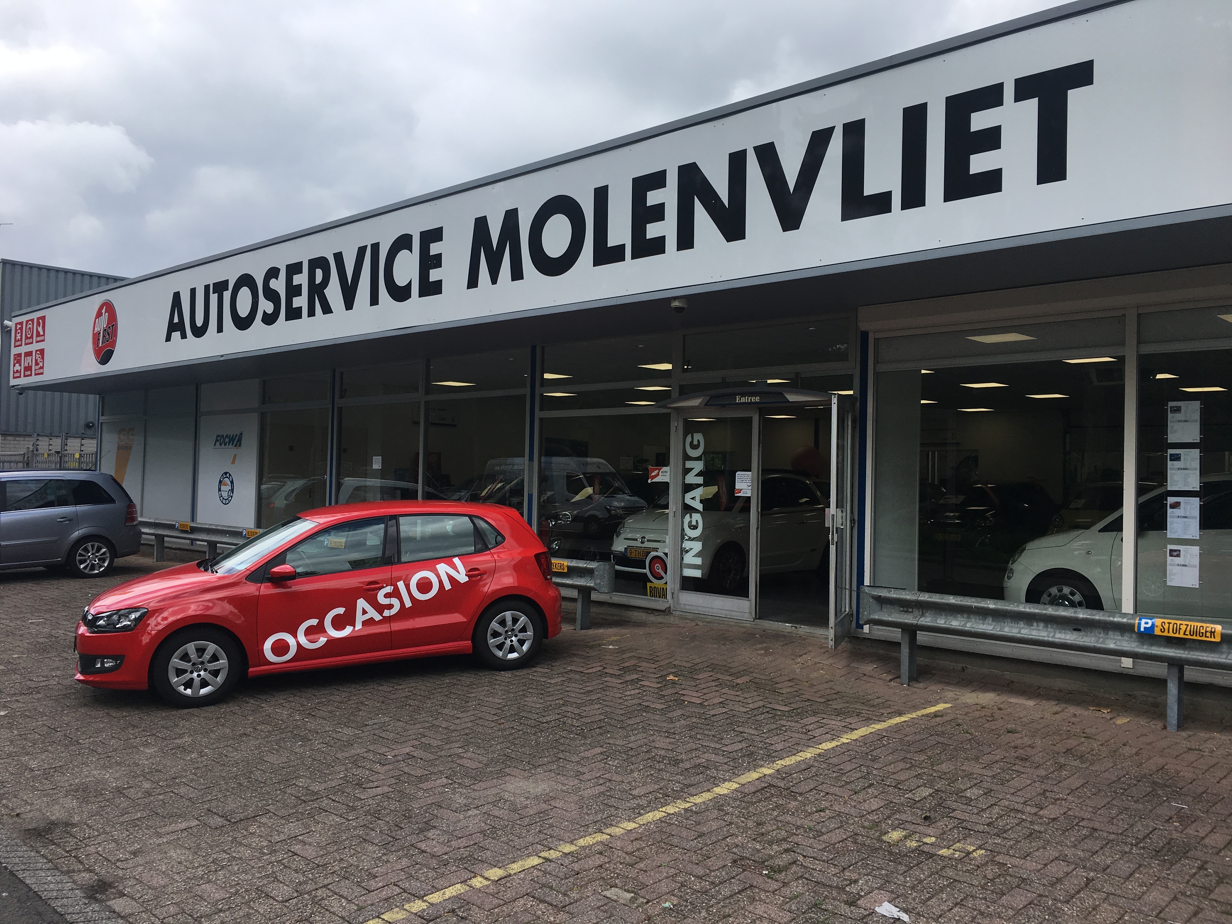 dealerImage