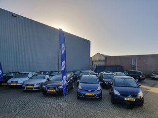 Floor Auto's en Onderhoud