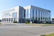 dealerImage