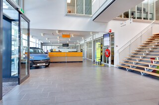 Autocentrum van Vliet Woerden