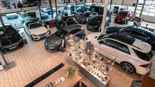 Louwman Mercedes-Benz Personenwagens Tiel