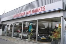 dealerImage