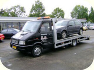 AutoFirst R&H