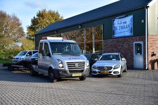 Auto De Zwaan