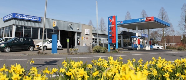 dealer image