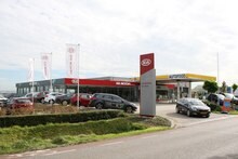 Autobedrijf Van Dueren Den Hollander BV