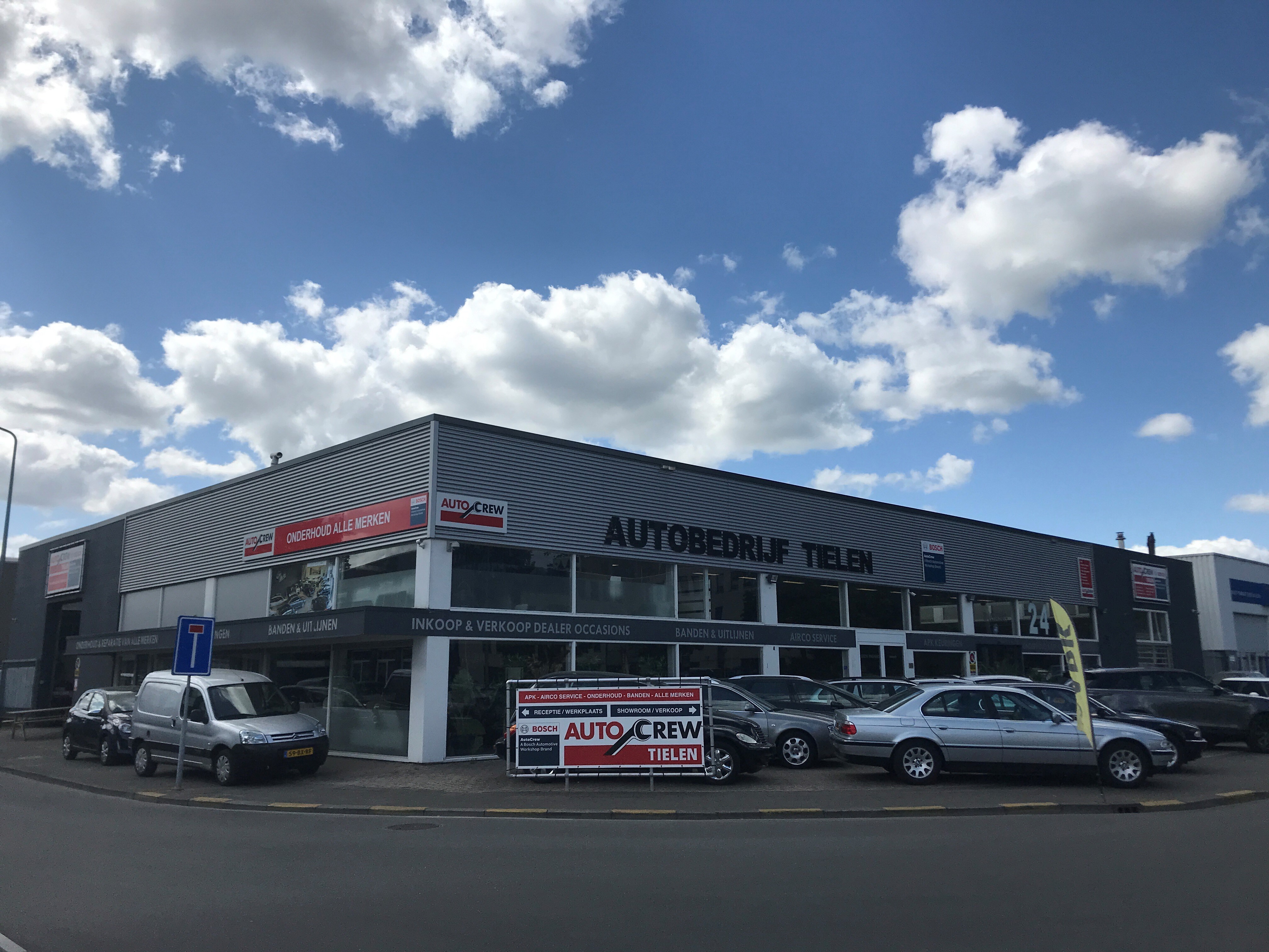 dealerImage