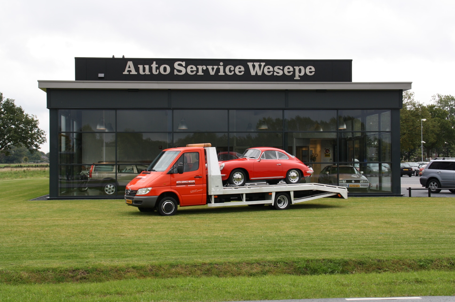 dealerImage
