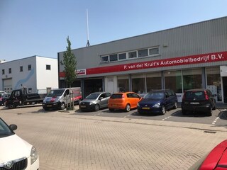 P. van der Kruit’s automobielbedrijf B.V.