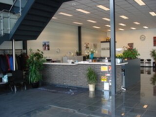 Van den Hadelkamp Auto's VOF