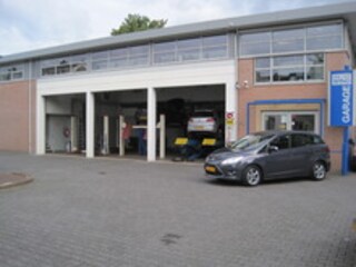 Garage van der Wind