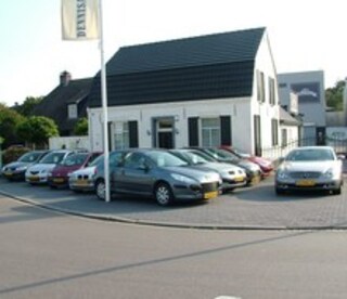 Dennis Auto