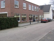 dealerImage