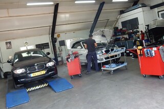Autobedrijf Straver