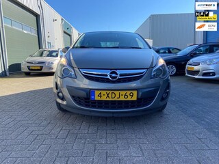 Opel Corsa 1.4-16V Business+ Navi Cruise Control Stoelverwarming Stuurwielverwarming