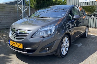 Opel Meriva cosmo 1.4 Turbo