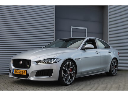 Jaguar XE 0