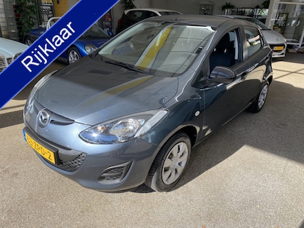Mazda 2 0