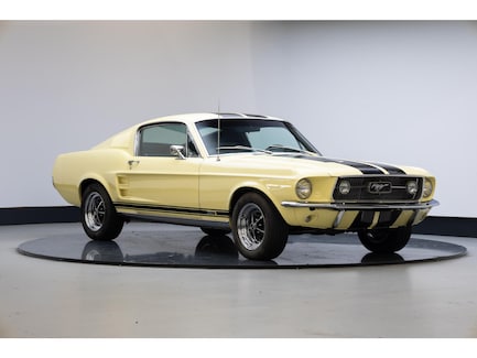Ford Mustang 0