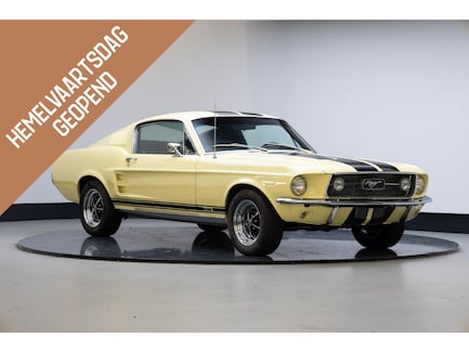 Ford Mustang 0