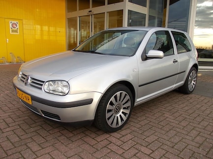 Volkswagen Golf 0