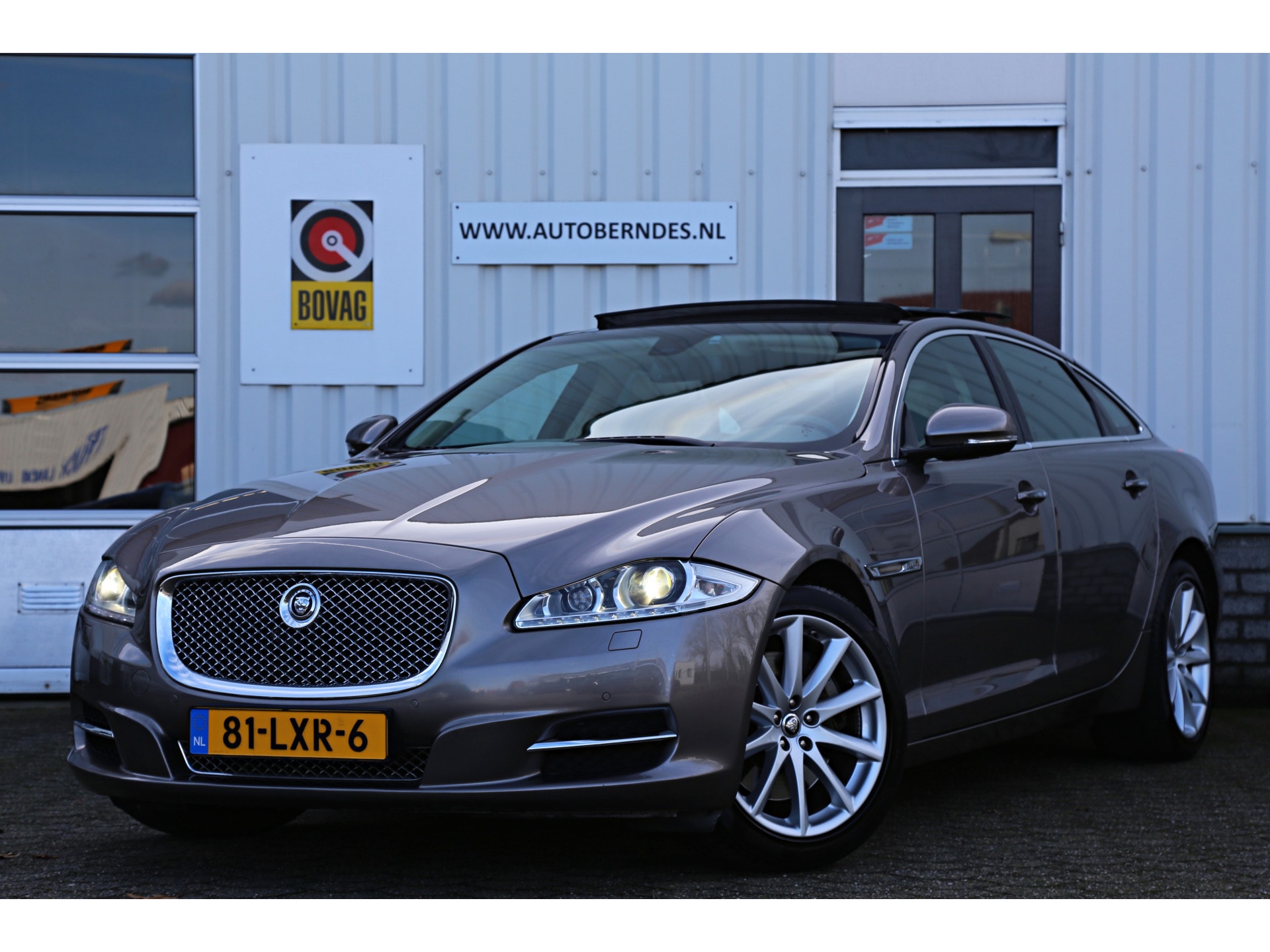 Jaguar Xj Benzine 81 Lxr 6 Autotracknl 