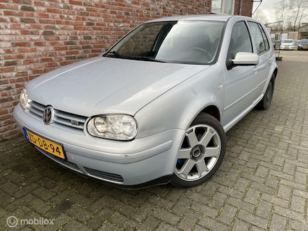 Volkswagen Golf 0