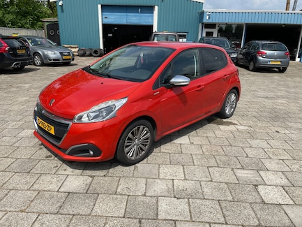 Peugeot 208 0