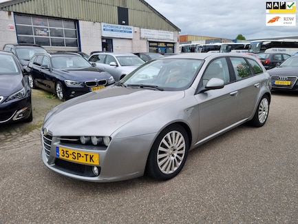 Alfa Romeo 159 0