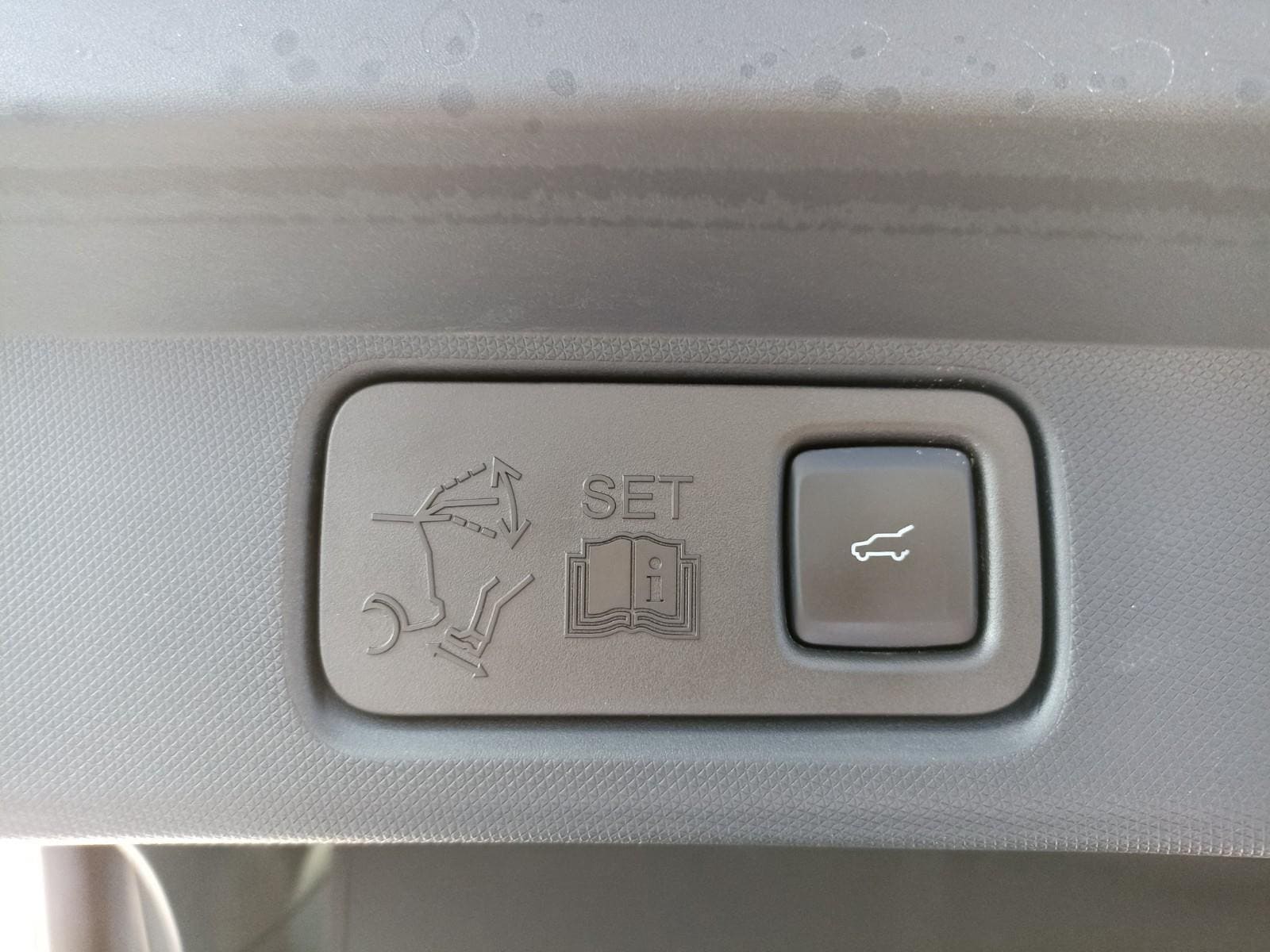 Ford Mustang Mach-E 98kWh AWD GT 20″LM Velgen | Navigatie + B&O | PDC V+A  en Camera V+A | Winter Pack | Panorama dak |