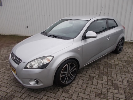 Kia ProCeed 0