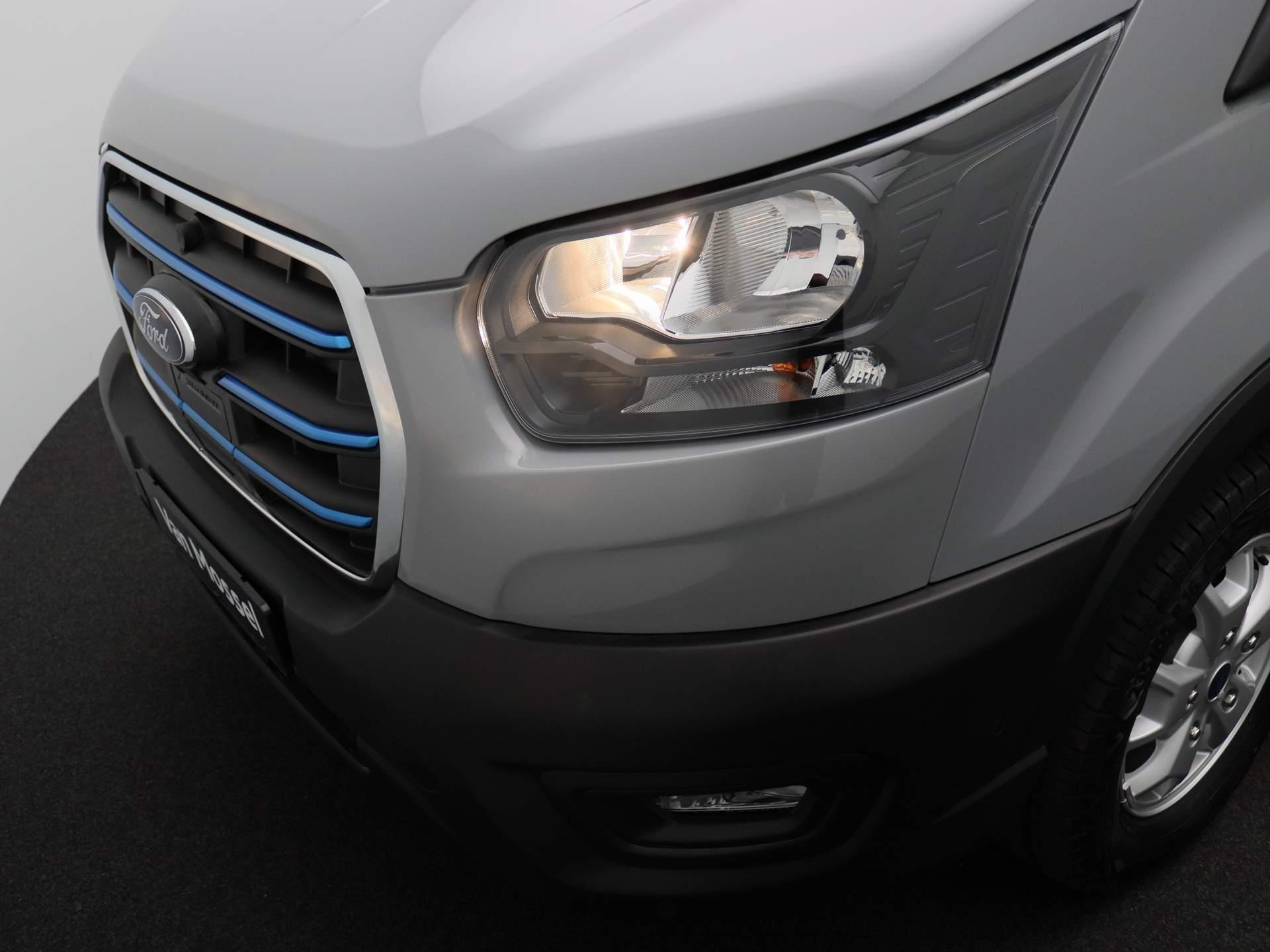 Ford E-Transit 350 L3H2 Trend 68 kWh Nu uit voorraad leverbaar met € 5.000 Voordeel