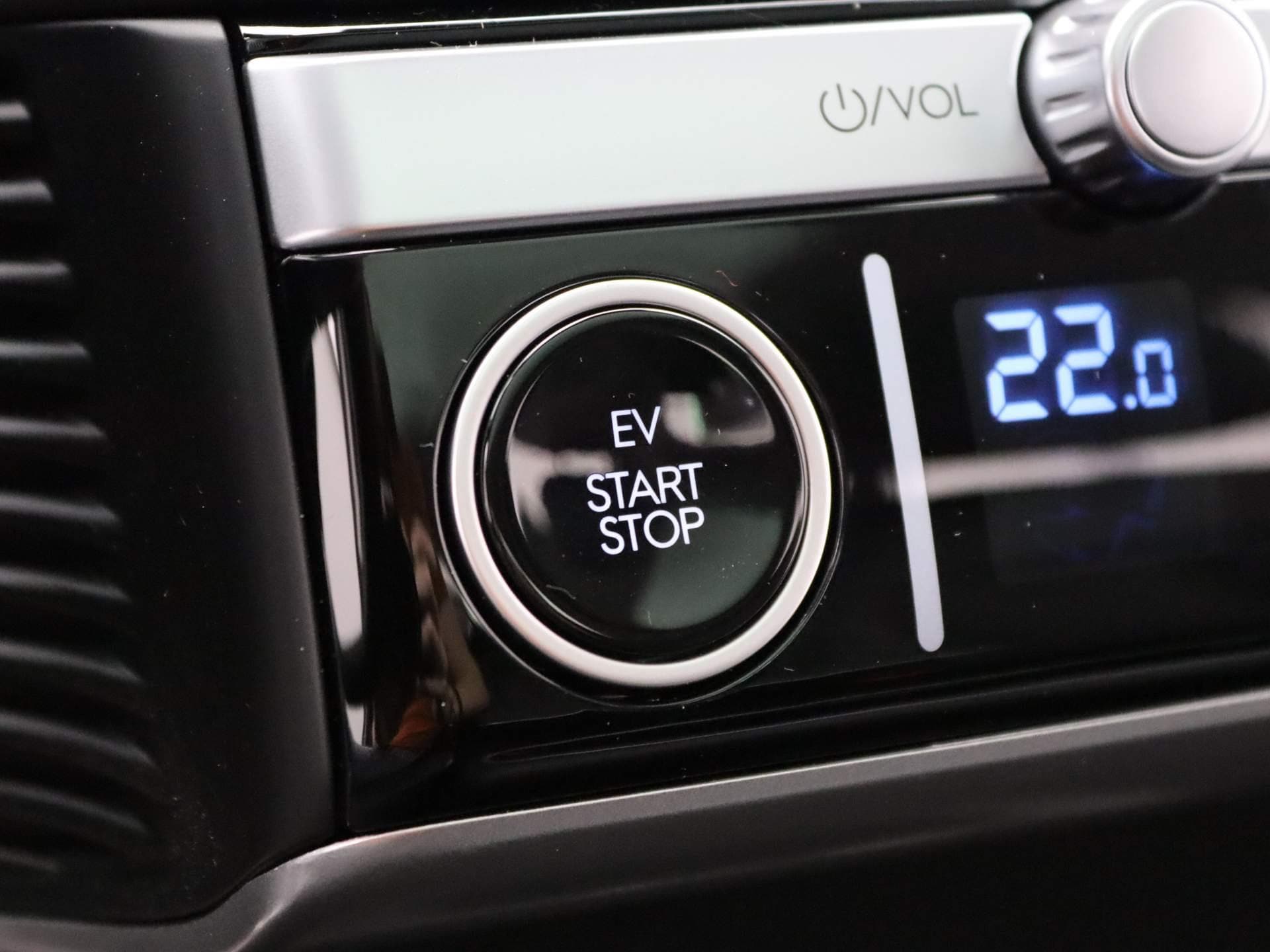 Hyundai IONIQ 5 77 kWh Lounge | Nieuw uit voorraad leverbaar | Navigatie | Cruise control| Achteruitrijcamera| Parkeersensoren achter|