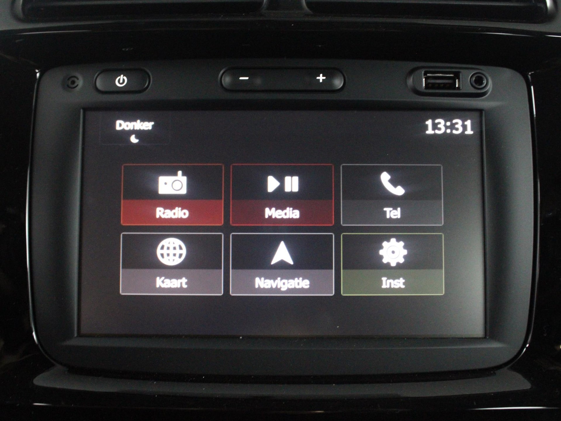 Dacia Spring Expression 27 kWh | Navi | Airco | DC-lader | PDC + Camera | Apple Carplay/Android Auto