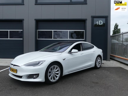 Tesla Model S 0