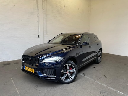 Jaguar F-Pace 0
