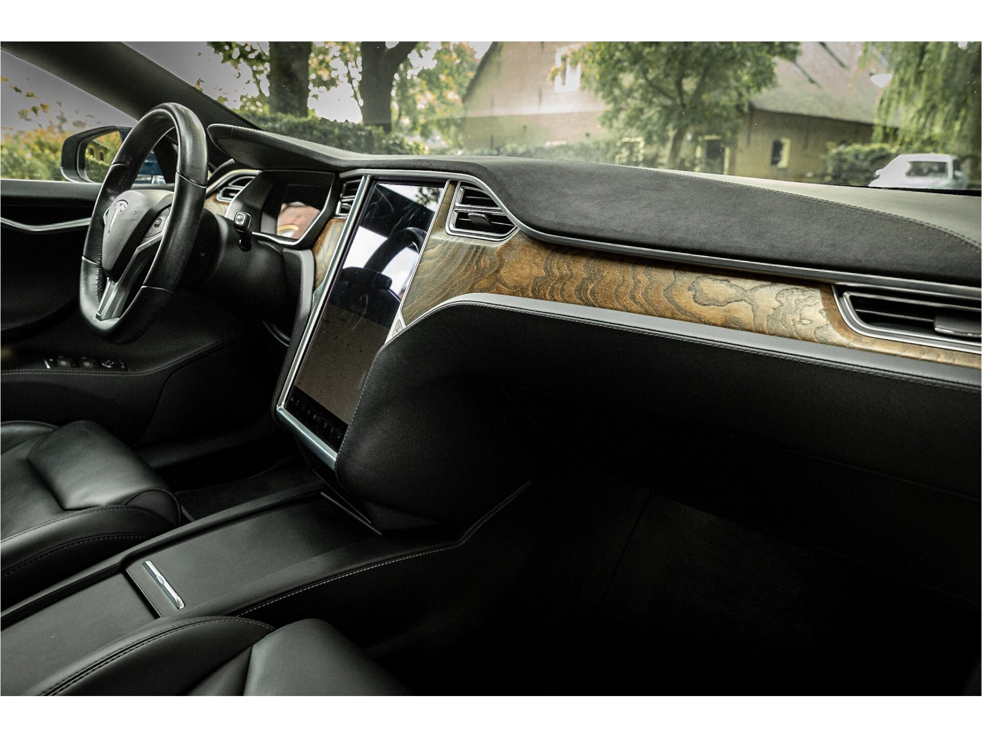 Tesla Model S 90D incl BTW Enhanced Autopilot Luchtvering