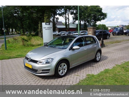 Volkswagen Golf 0