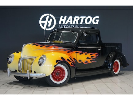 Ford De Luxe 0