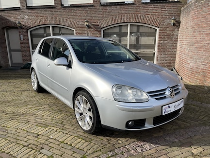 Volkswagen Golf 0