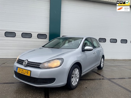 Volkswagen Golf 0