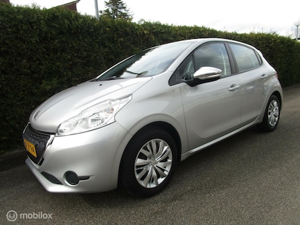 Peugeot 208 0