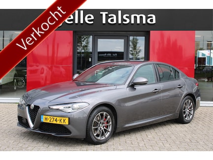 Alfa Romeo Giulia 0