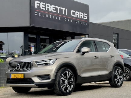 Volvo XC40 0