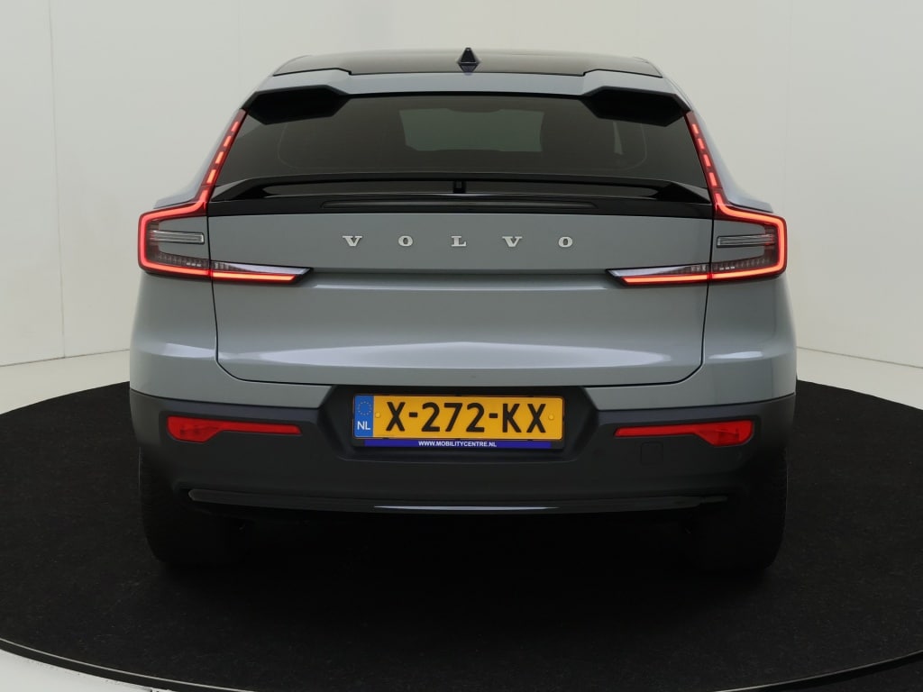 Volvo C40 Extended Core 82 kWh | Climate Pack | Getint Glas | 19″ Velgen |