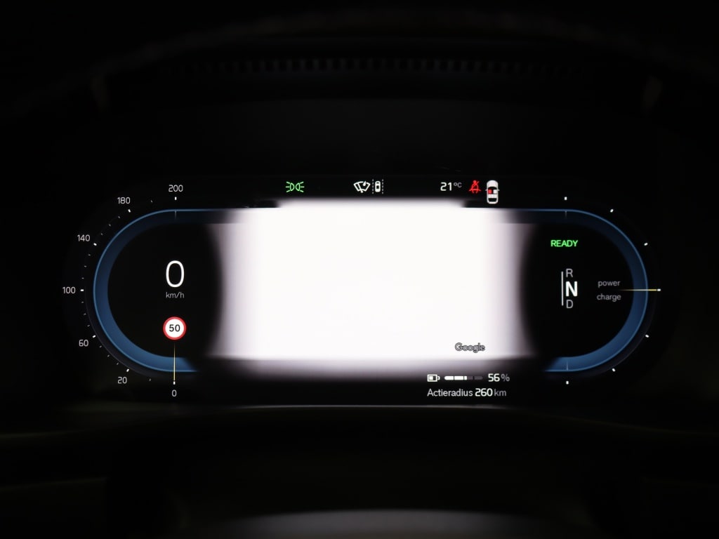 Volvo C40 Extended Core 82 kWh | Climate Pack | Getint Glas | 19″ Velgen |