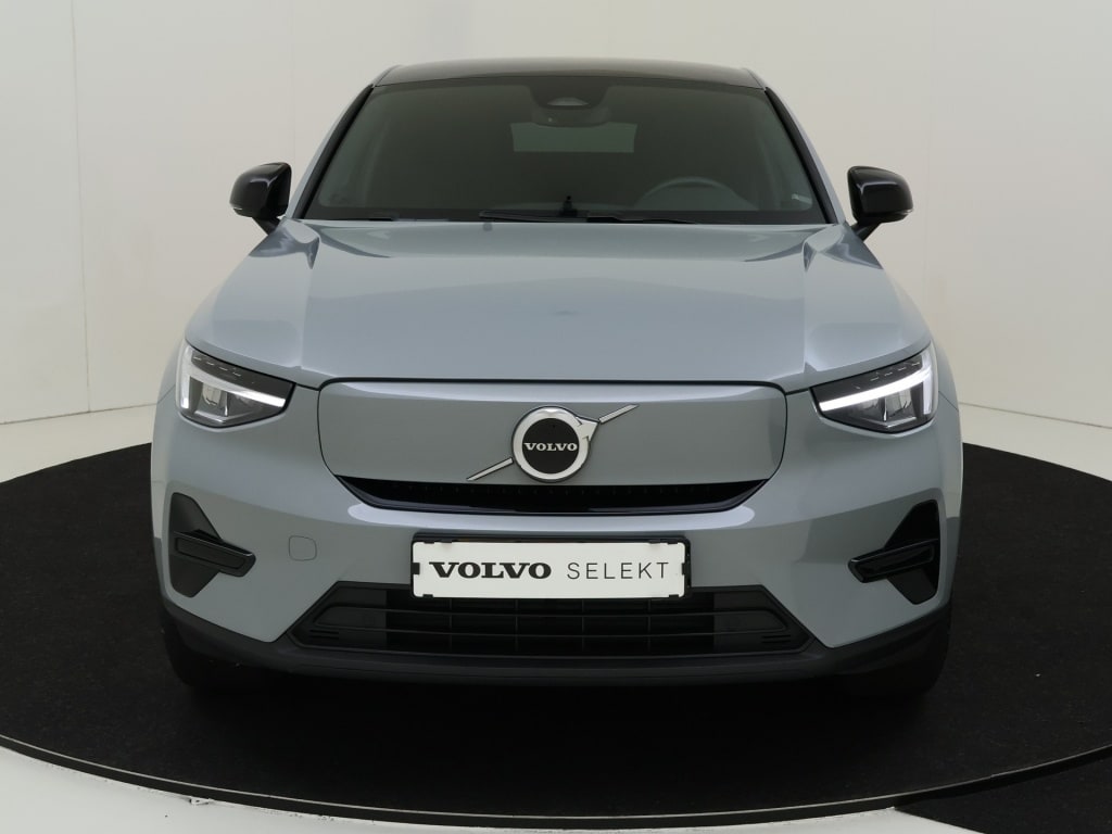 Volvo C40 Extended Core 82 kWh | Climate Pack | Getint Glas | 19″ Velgen |